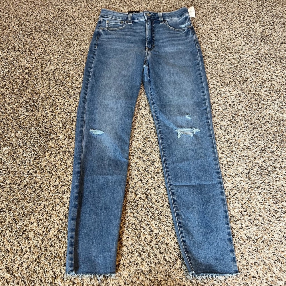 GAP Women Universal Jegging Sky High Jean Medium Wash Distressed Size 28 6 Short
